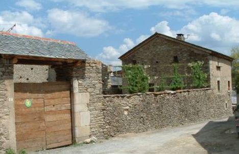 Allojament rural independant  Carlines per 10 persones, Targasonne